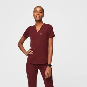 Figs Womens Scrub Set Large/Large Petite - Color Burgundy